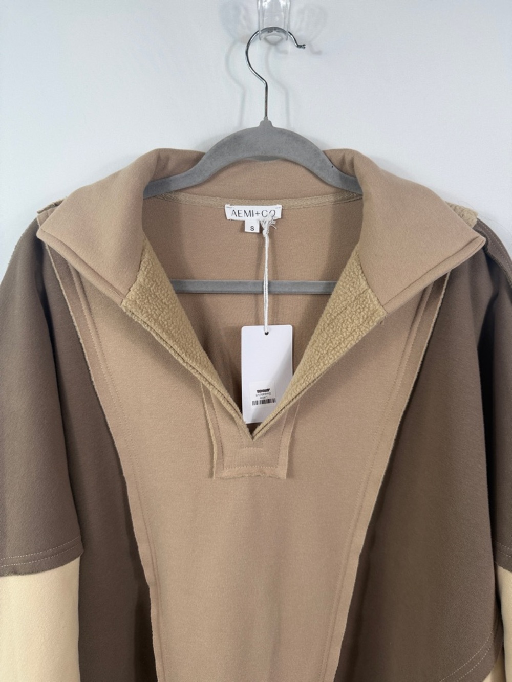 AEMH+CO Lallie Neutral Colorblock Very Oversized Sweater. Womens Size S. NWT - Picture 5 of 8